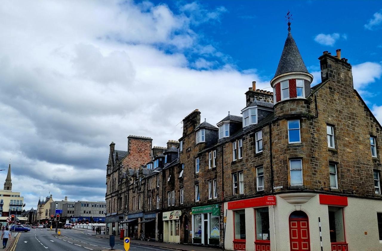 Highland Historical Home In Inverness City Centre エクステリア 写真